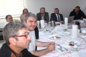 ÇILDIR-FED (ÇILDIR DERNEKLER FEDERASYONU) YÖNETİM KURULU TOPLANTISI YAPILDI